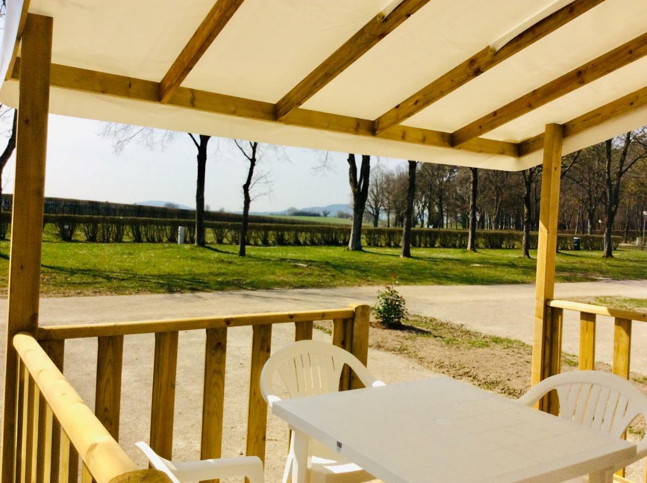 Camping De Contrexéville Dış mekan fotoğraf